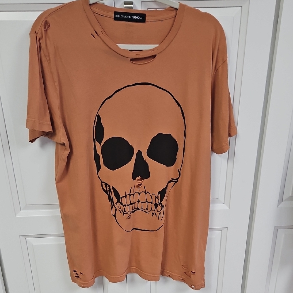 Distressed Skull Graphic T-Shirt - Orange